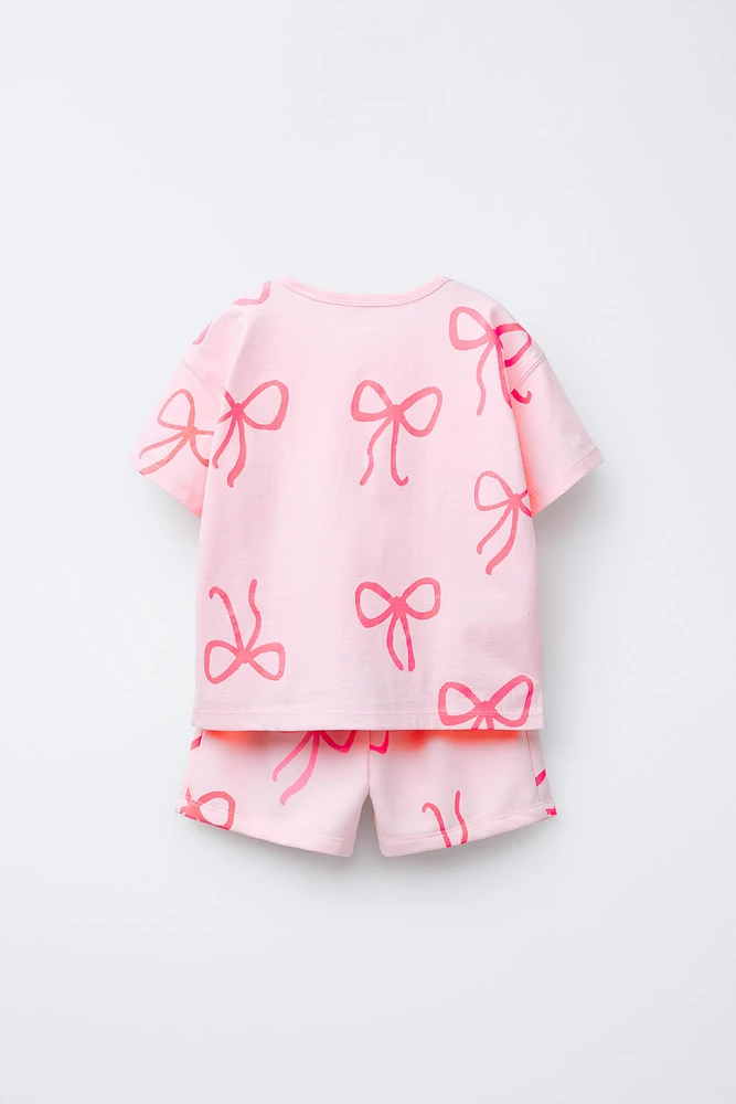 PRINTED T-SHIRT AND BERMUDA SET