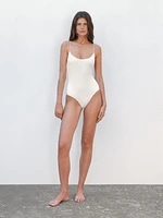 Maillot de bain avec anneau au dos