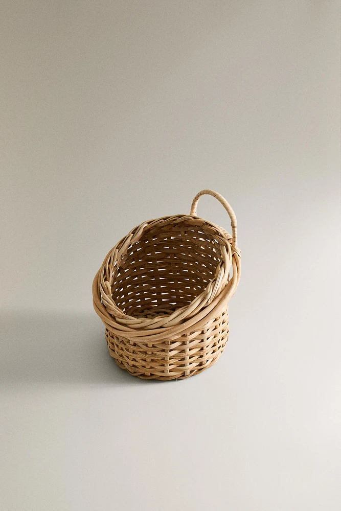 HANGING BASKET