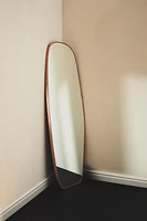 IRREGULAR-SHAPED MIRROR