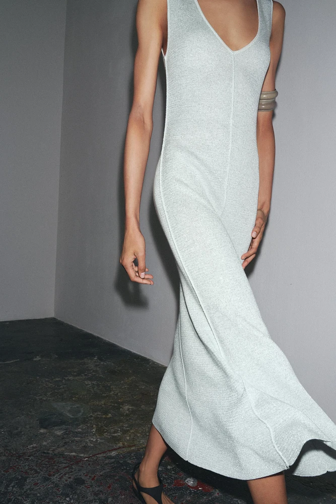 ROBE LONGUE MÉTALLISÉE
