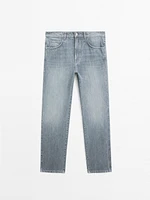 Tapered fit jeans