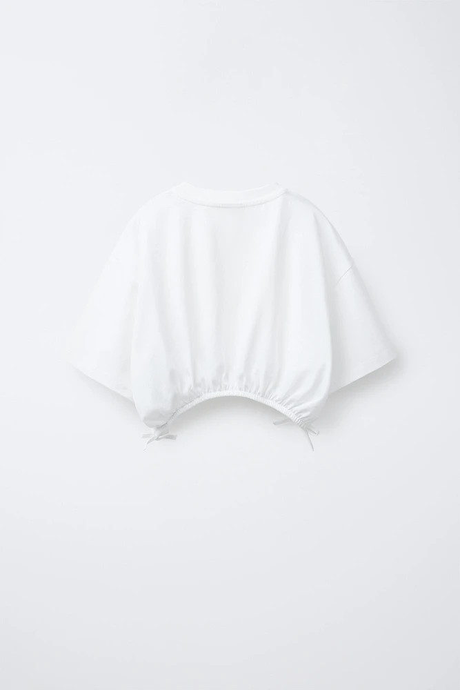 T-SHIRT À IMPRIMÉS EN CROCHET