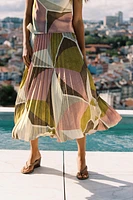 GEOMETRIC PRINT PLEATED SKIRT