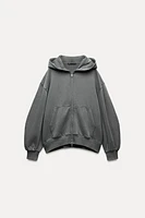 OVERSIZED ZIPPERED SWEATSHIRT