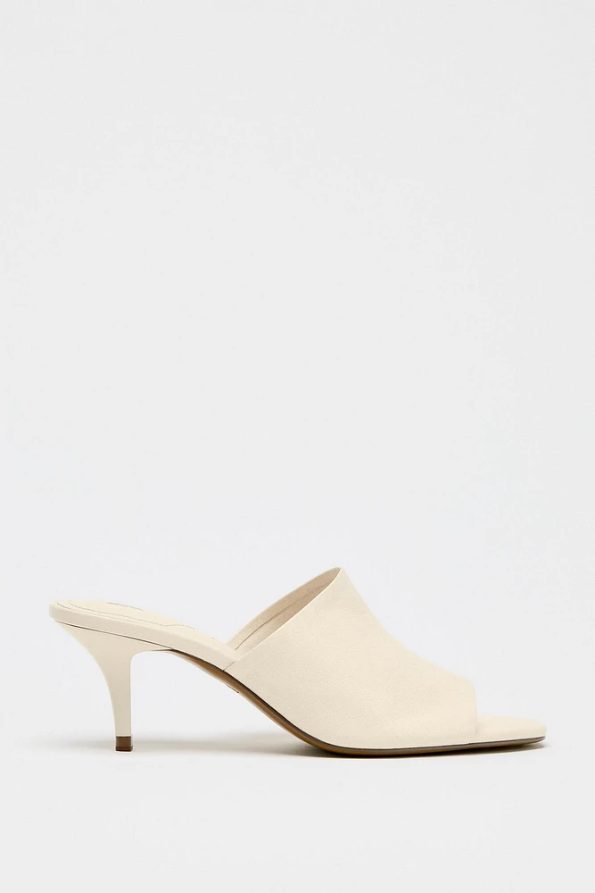 LEATHER MULES