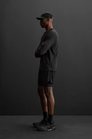 LONG SLEEVE PERFORATED T-SHIRT
