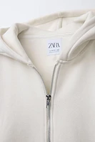 HOODED SWEATSHIRT WITH ZIP