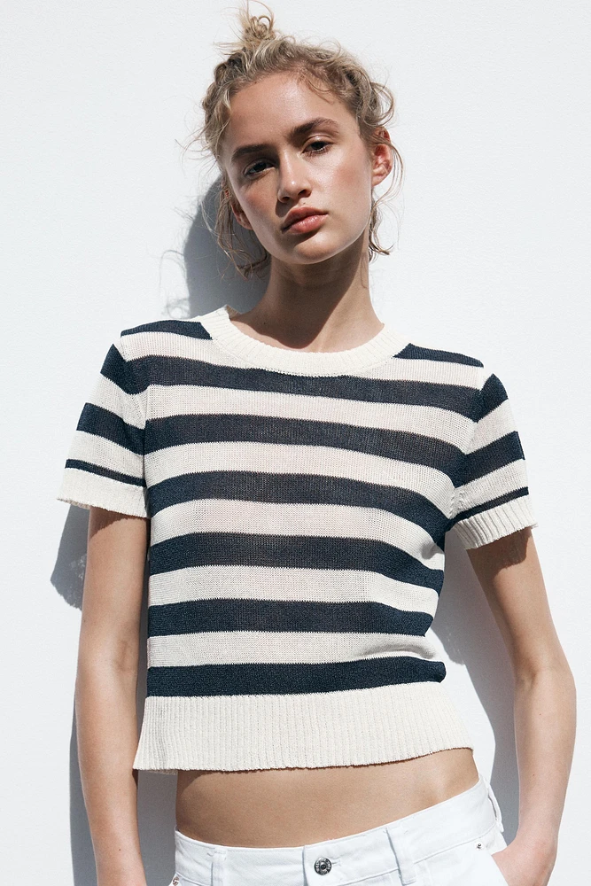 STRIPED KNIT TOP