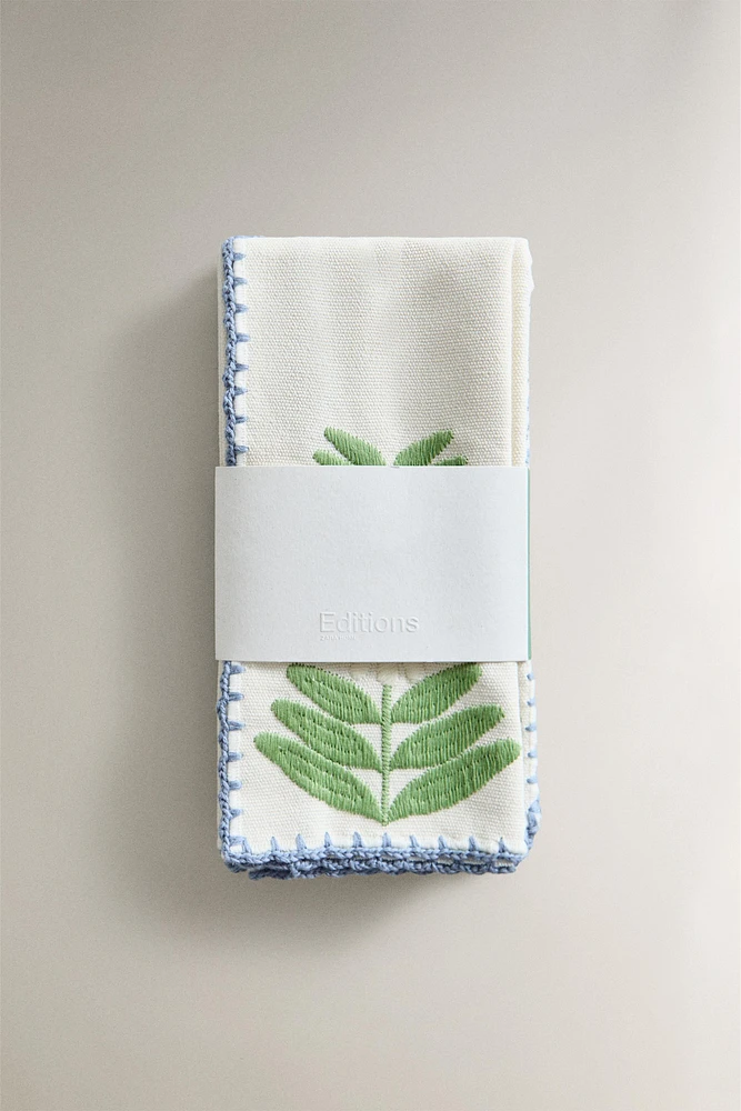 LOT SERVIETTES DE TABLE COTON BRODERIES CONTRASTANTES (LOT DE 2)