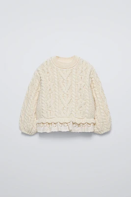 LACE TRIM KNIT SWEATER