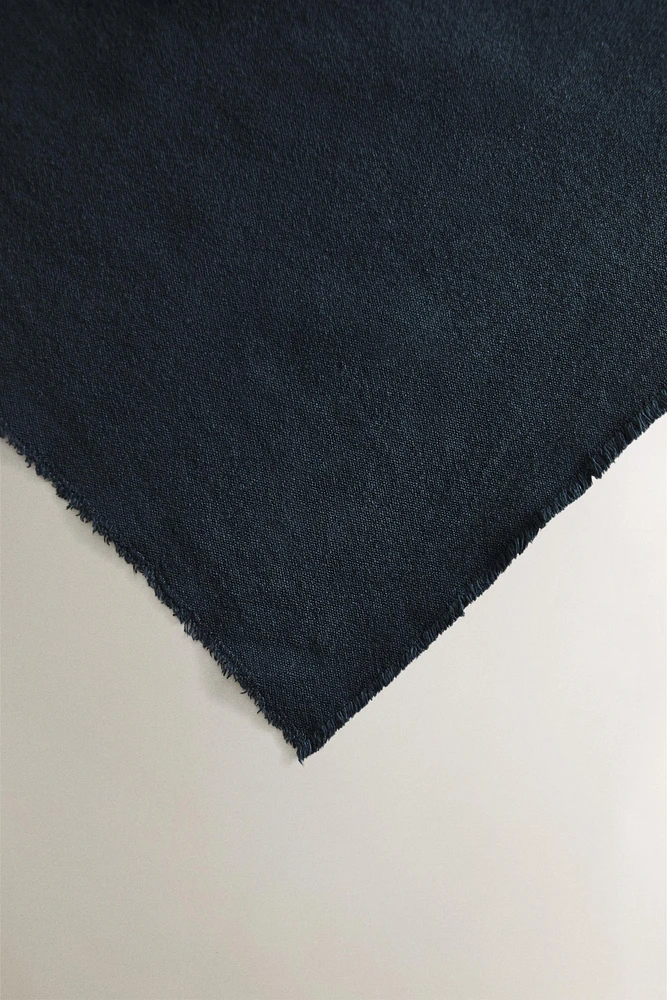 FADED-EFFECT COTTON TABLECLOTH
