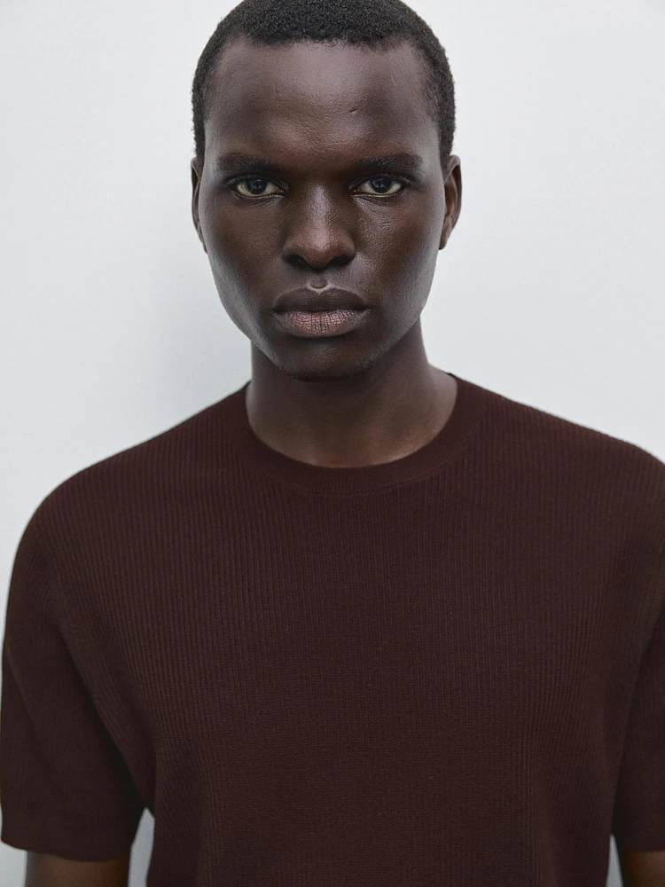 Textured knit short sleeve T-shirt