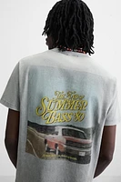 T-SHIRT IMPRIMÉ EN MATIÈRES VARIÉES