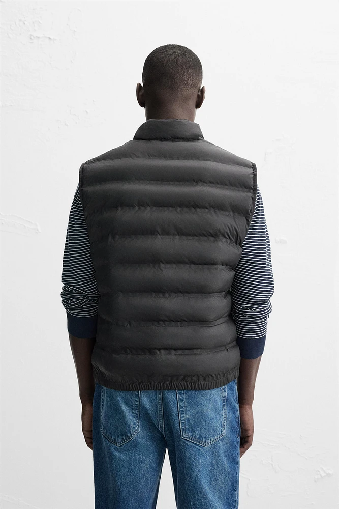 LIGHTWEIGHT PADDED VEST
