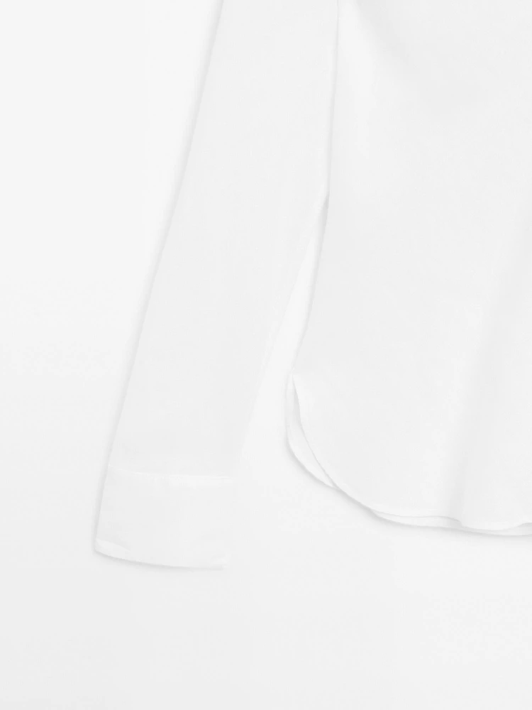 Flowing linen shirt with stand collar