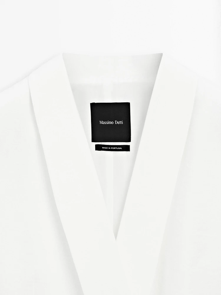 Linen blend waistcoat with tuxedo collar