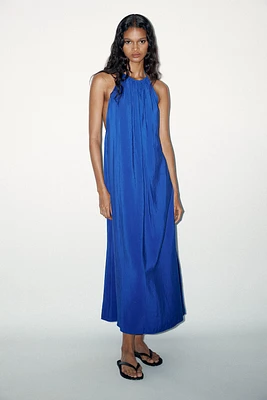 ROBE MIDI HALTER FLUIDE