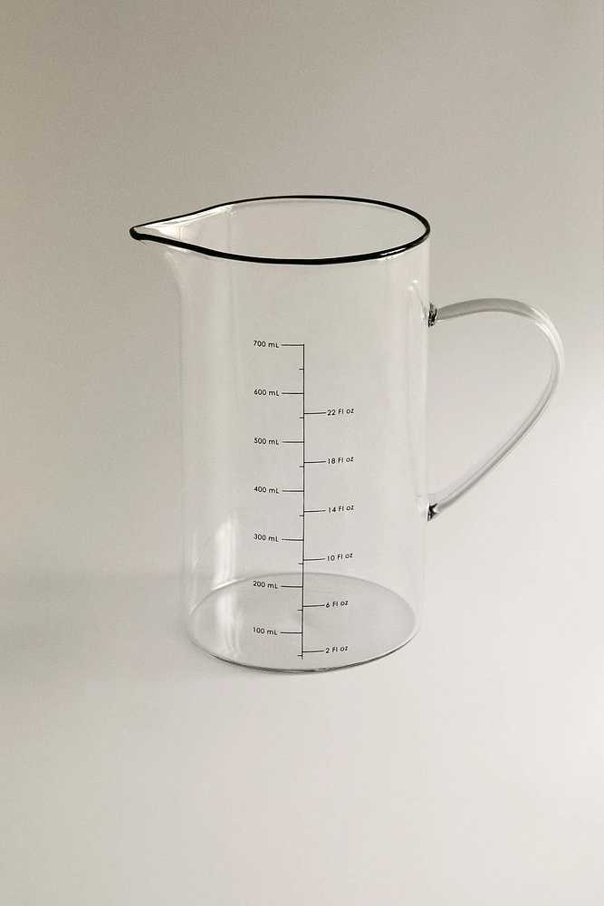 BOROSILICATE GLASS MEASURING PITCHER