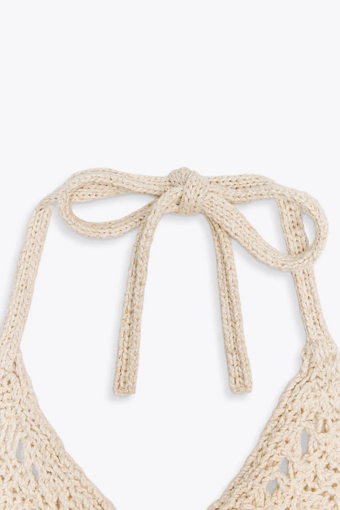 TOP HALTER EN MAILLE DÉJAUCHÉE