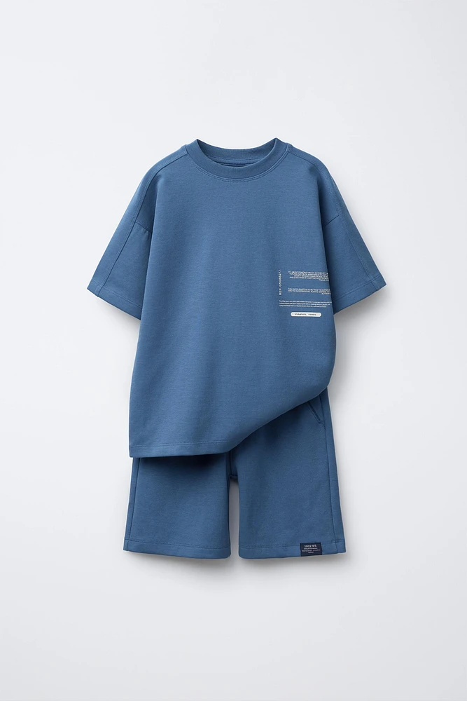 TEXT T-SHIRT AND SHORTS MATCHING SET