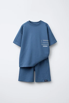 TEXT T-SHIRT AND SHORTS MATCHING SET