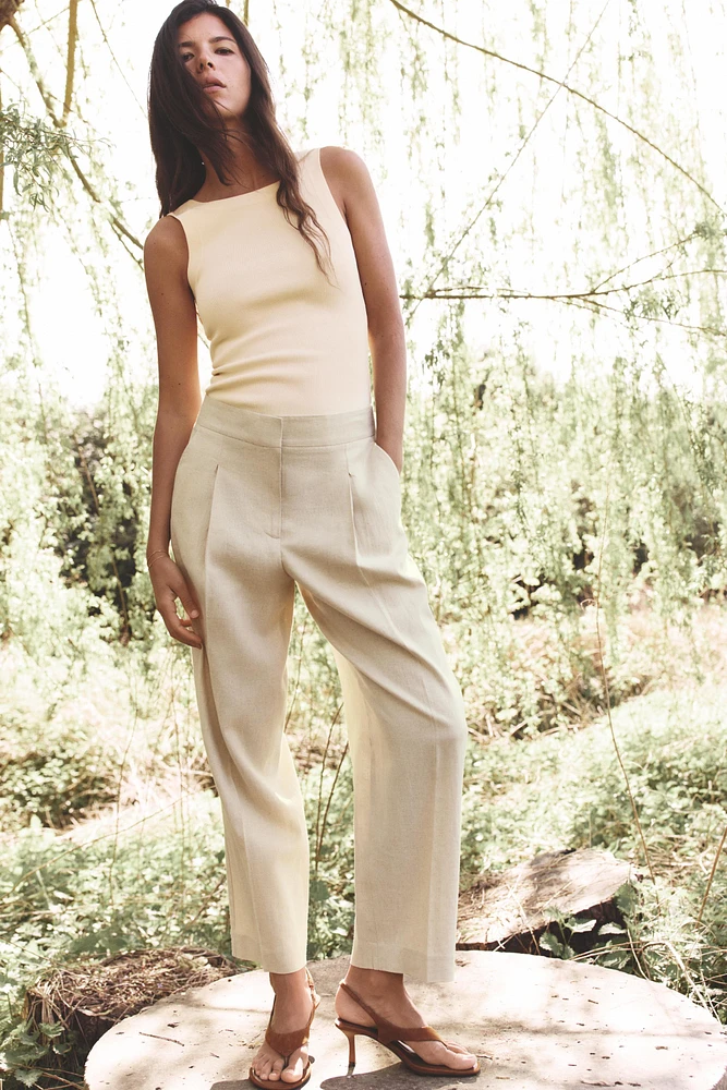 PLEATED LINEN STRAIGHT LEG PANTS