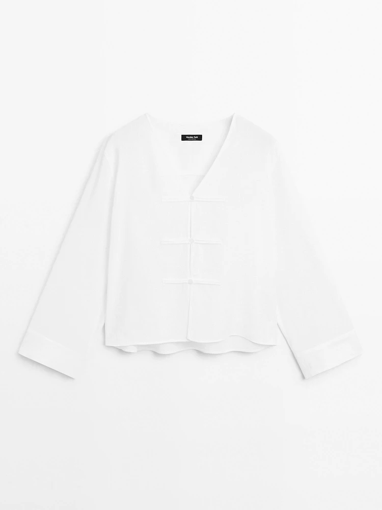 Flowing linen blend kimono-style blouse