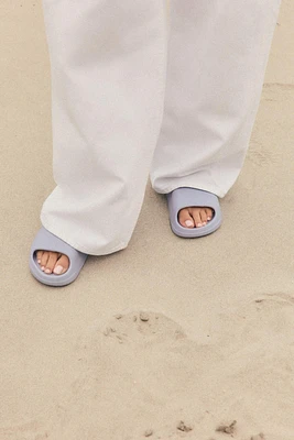 FLATFORM SANDALS