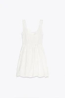 ROBE COURTE DENTELLE BRODÉE