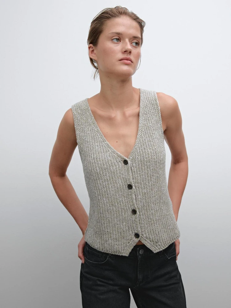 Cotton blend short knit vest