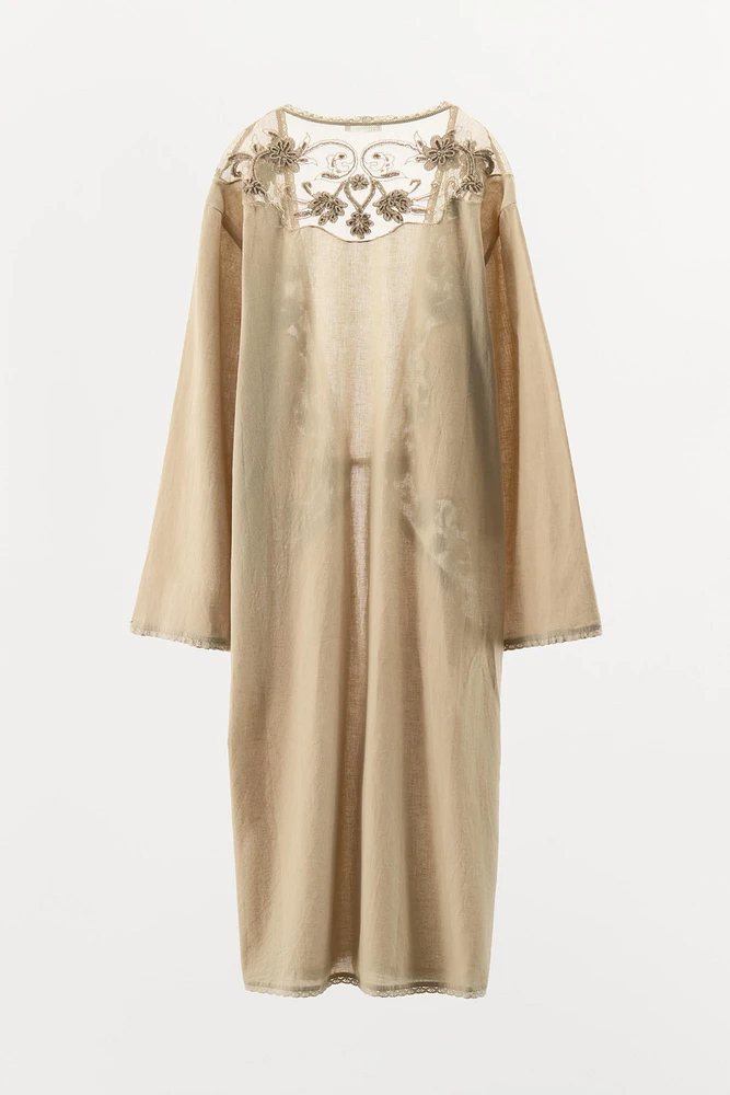 KIMONO LONG BRODÉ AVEC FANTAISIE