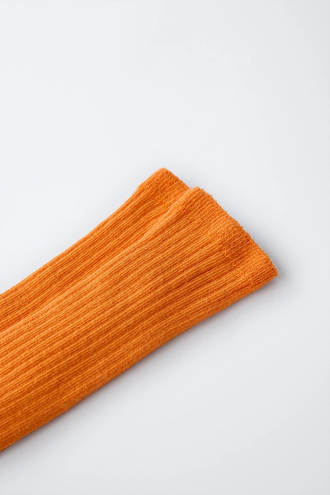 CHAUSSETTES MONTANTES CÔTELÉES