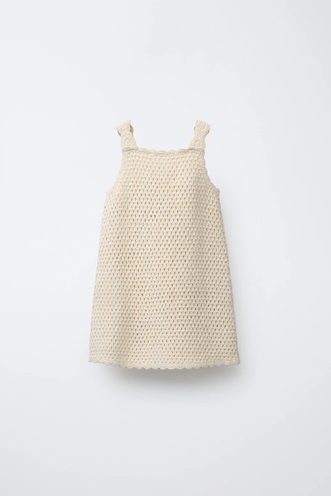 ROBE EN MAILLE CROCHET À FLEURS