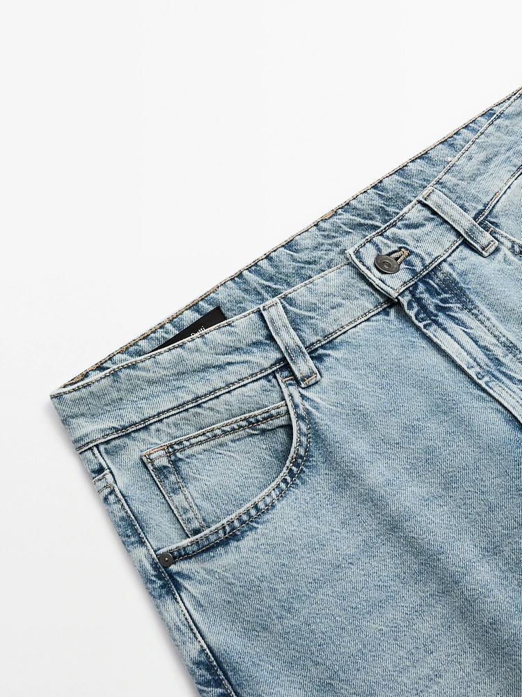 Tapered fit jeans