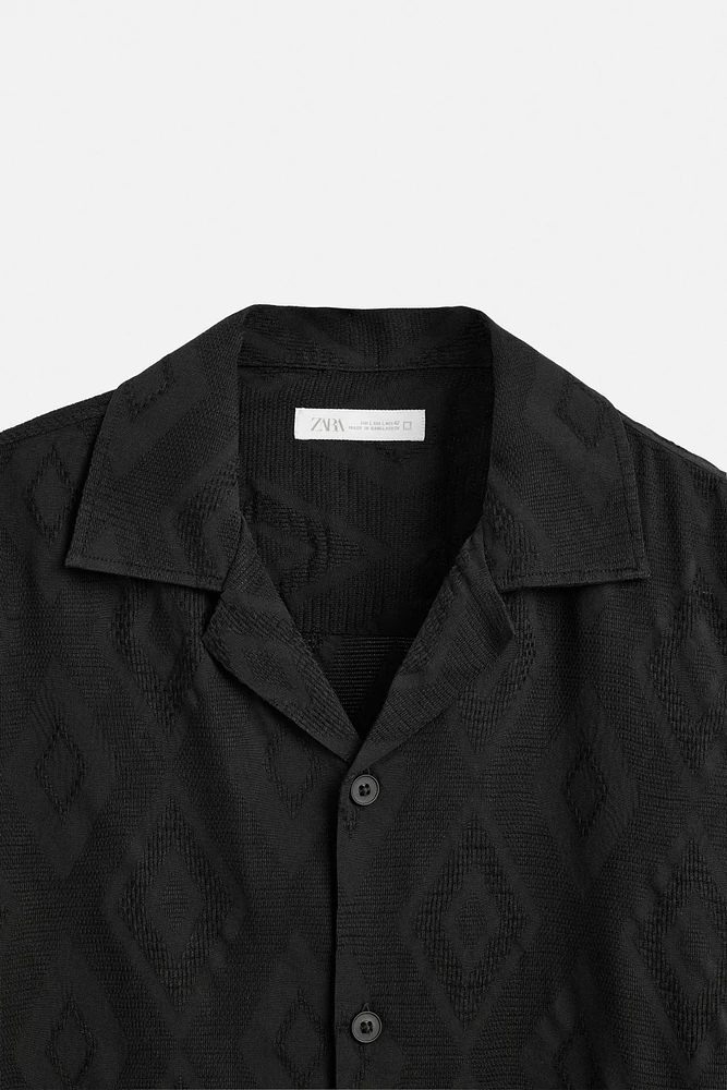 GEOMETRIC JACQUARD SHIRT