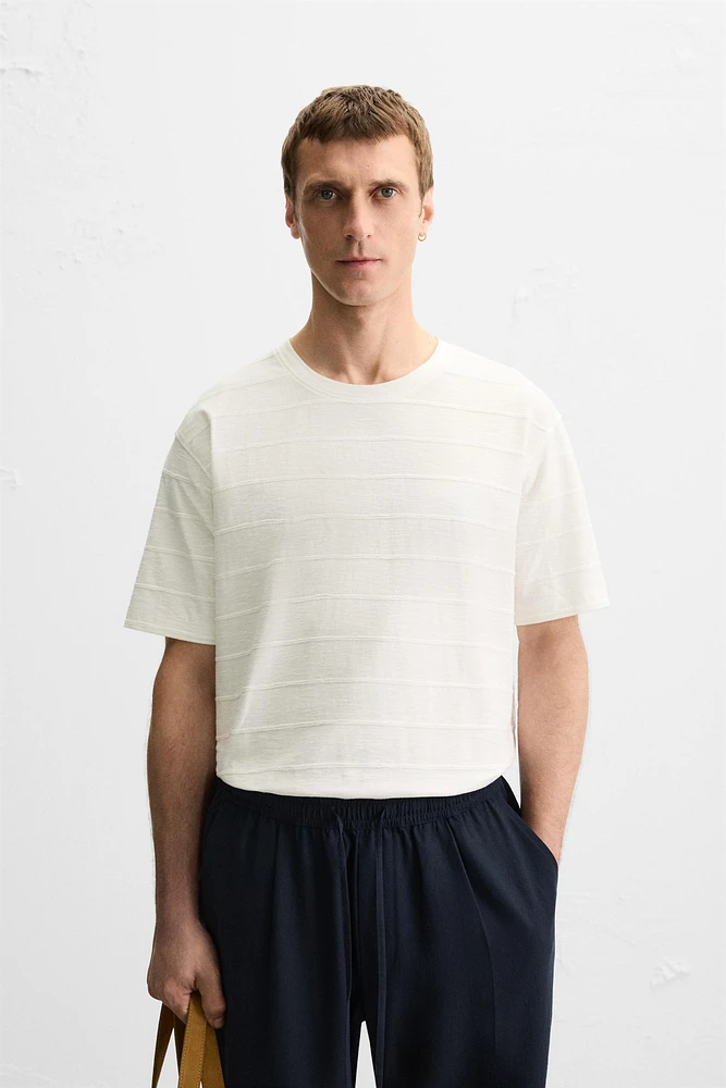 STRIPED IRREGULAR TEXTURED T-SHIRT