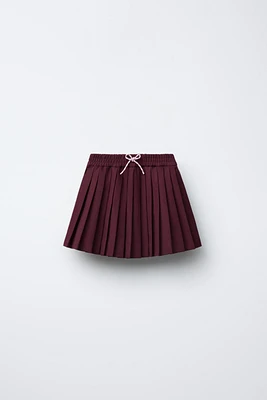 BOX PLEAT SKIRT