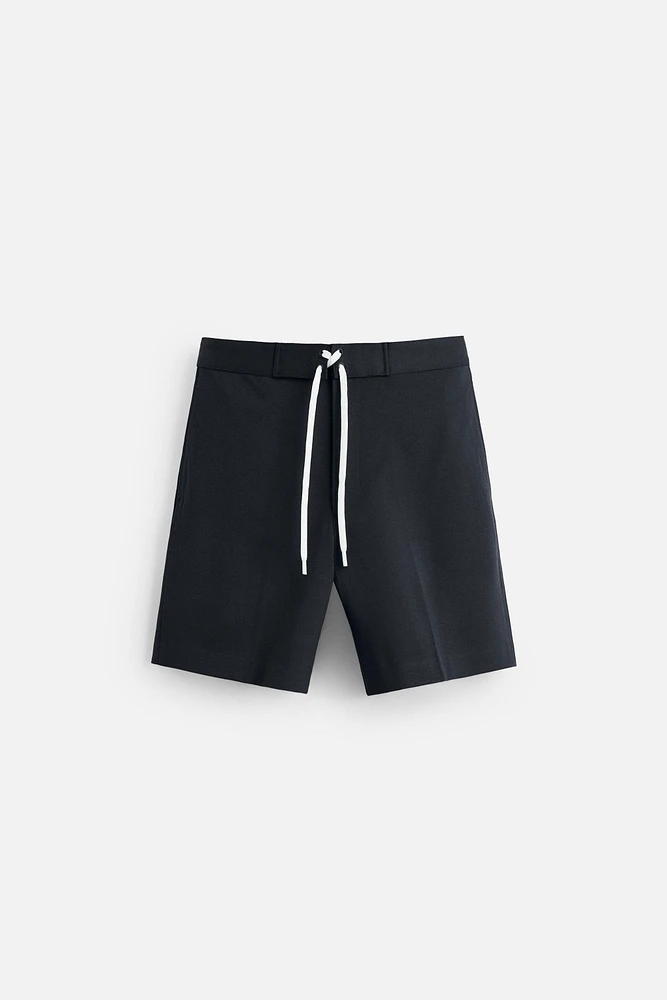 BERMUDA REGULAR FIT À LACET