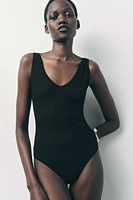 BODY EN MAILLE PLISSÉE