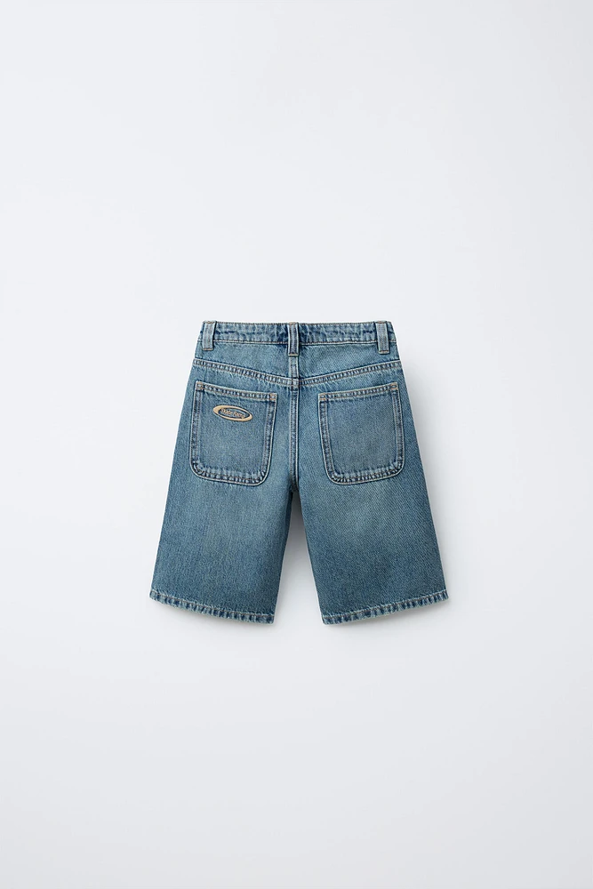 BERMUDA EN DENIM COUPE AMPLE