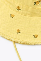 FLORAL EMBROIDERY BUCKET HAT
