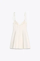 ROBE COURTE AVEC NŒUDS