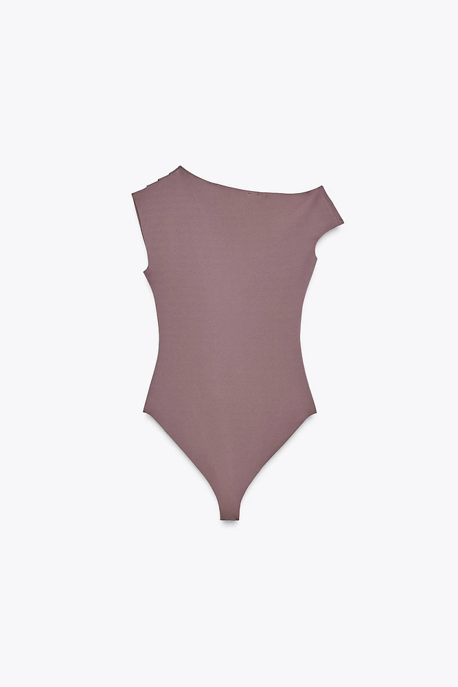 DRAPED FITTED BODYSUIT
