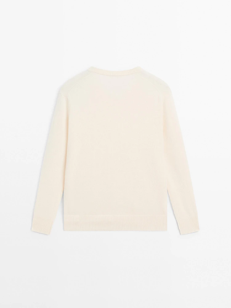 Knit 100% cashmere V-neck sweater