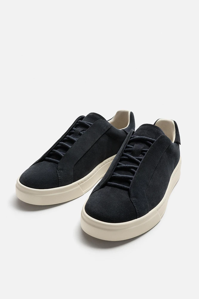 LEATHER SNEAKERS