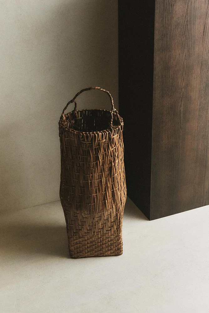 RATTAN UMBRELLA STAND