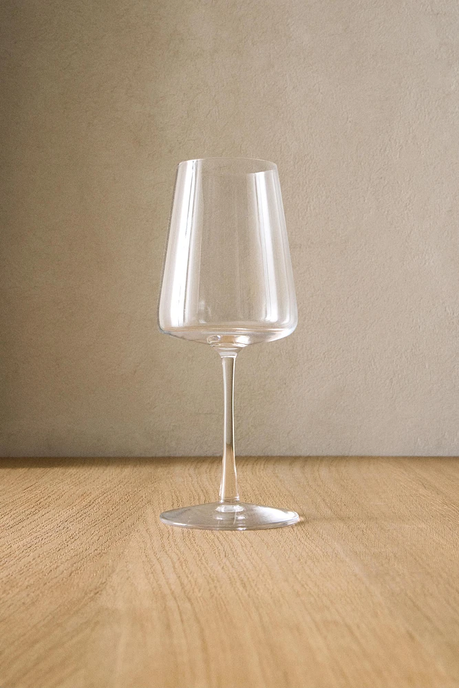 VERRE À VIN CRISTALLIN FORME CONIQUE