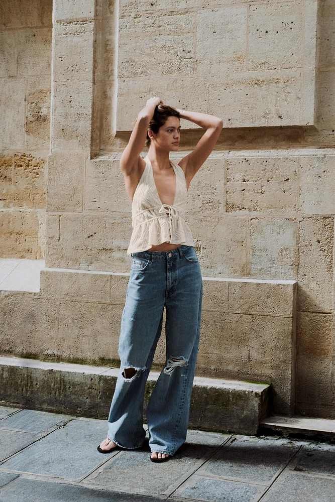 TOP HALTER TEXTURÉ