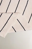 THIN STRIPED BATH MAT